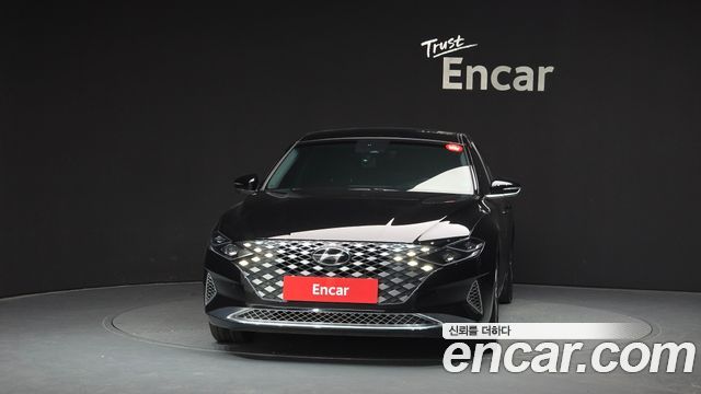Hyundai Grandeur Новый IG, гибрид Calligraphy - фото 2