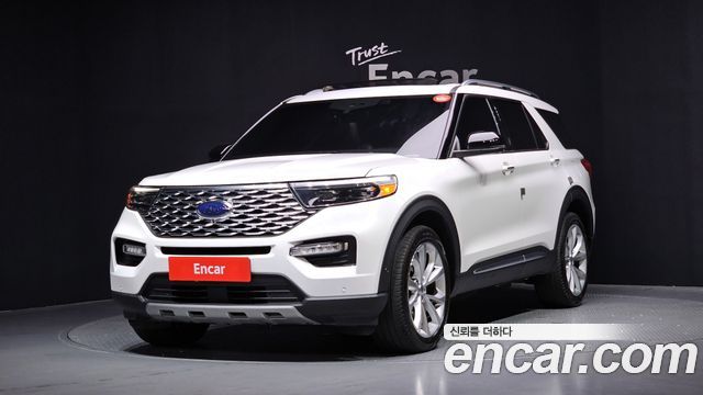 Ford Explorer 6-го поколения 3.0 Platinum 4WD - фото 0