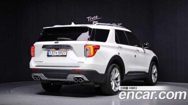 Ford Explorer 6-го поколения 3.0 Platinum 4WD - фото 1