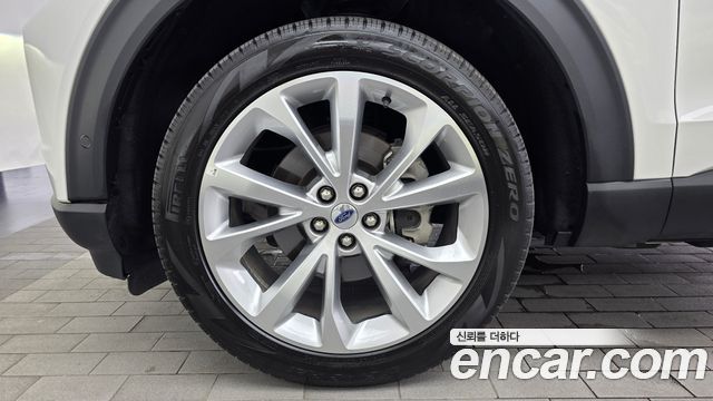 Ford Explorer 6-го поколения 3.0 Platinum 4WD - фото 4