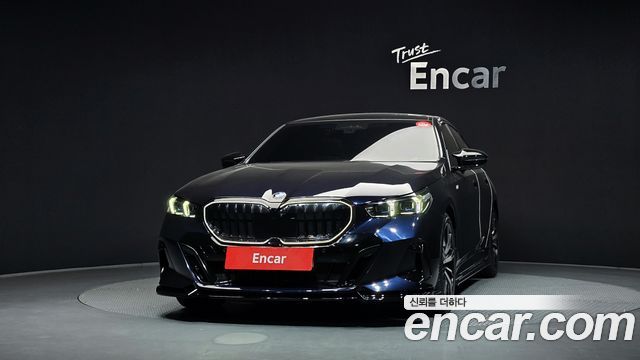 BMW 5-Series G60 530i xDrive M Sport - фото 2