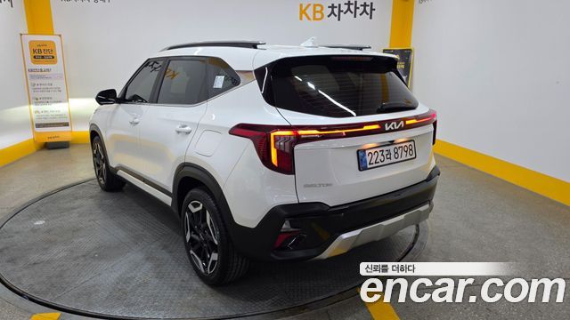 Kia Seltos Новый Gasoline 2.0 2WD Signature - фото 1