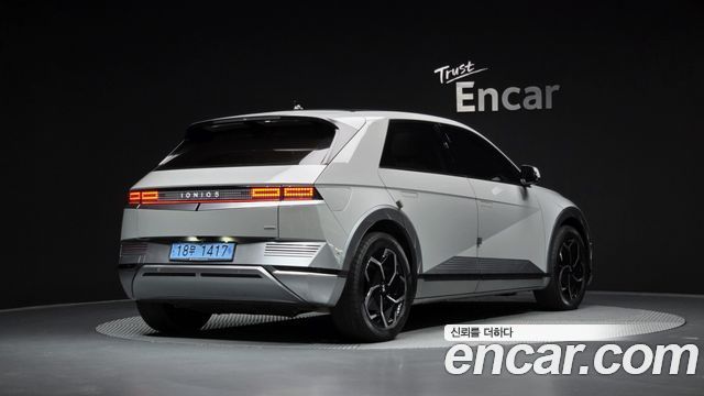 Hyundai Ioniq5 Long Range AWD Prestige - фото 1