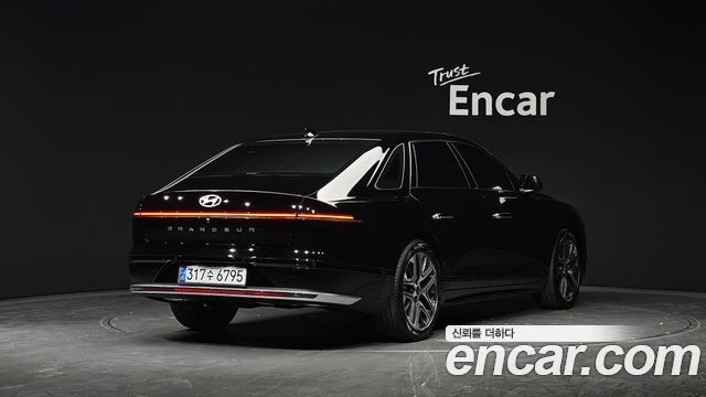 Hyundai Grandeur GN7 2,5 Gasoline 2WD Exclusive - фото 0