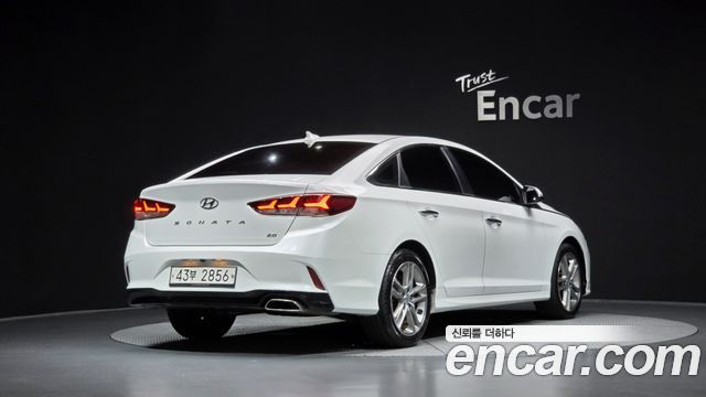 Hyundai Sonata 2.0 Modern - фото 1