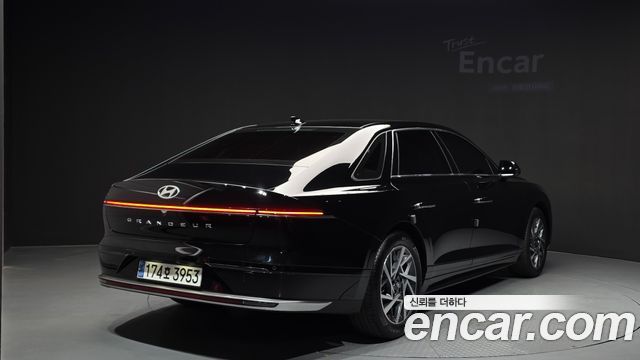 Hyundai Grandeur GN7, гибрид Premium - фото 1