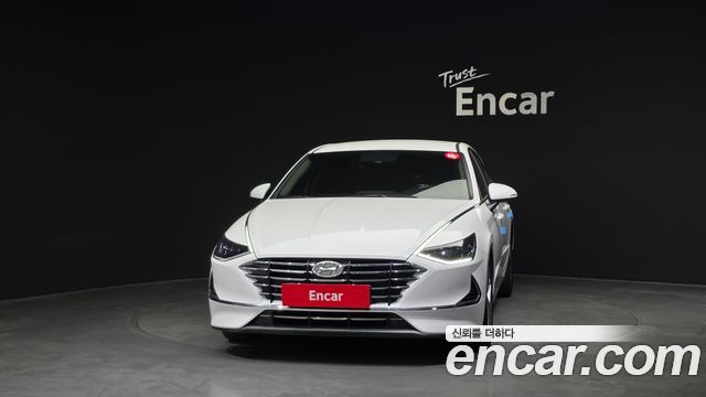 Hyundai Sonata DN8 2.0 Premium Family - фото 2