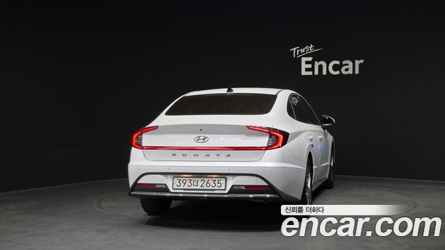 Hyundai Sonata DN8 2.0 Premium Family - фото 3