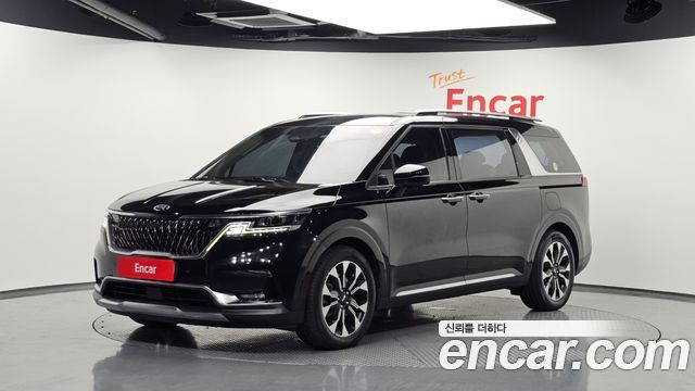 Kia Carnival 4-го поколения 9-Seater Signature - фото 0