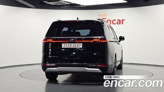 Kia Carnival 4-го поколения 9-Seater Signature - фото 3