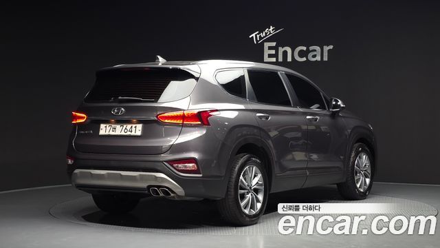 Hyundai Santafe TM Diesel 2.0 2WD Premium - фото 1