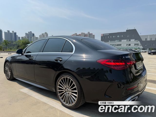 Mercedes-Benz C-Class W206 C300 4MATIC AMG Line - фото 4