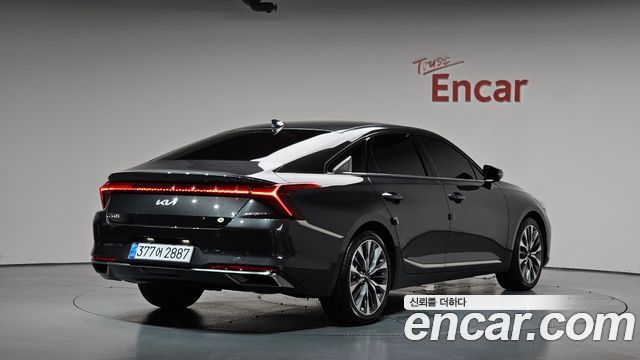 Kia K8 2.5 Gasoline 2WD Noblesse - фото 0