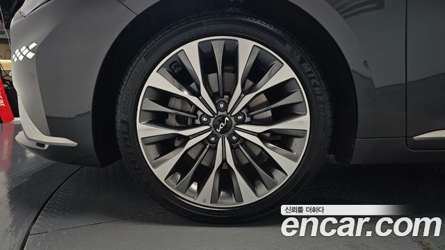 Kia K8 2.5 Gasoline 2WD Noblesse - фото 3