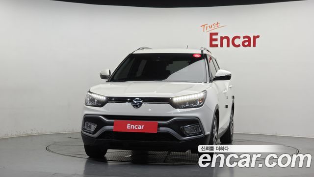 SsangYong Tivoli 1.6 IX 2WD - фото 2