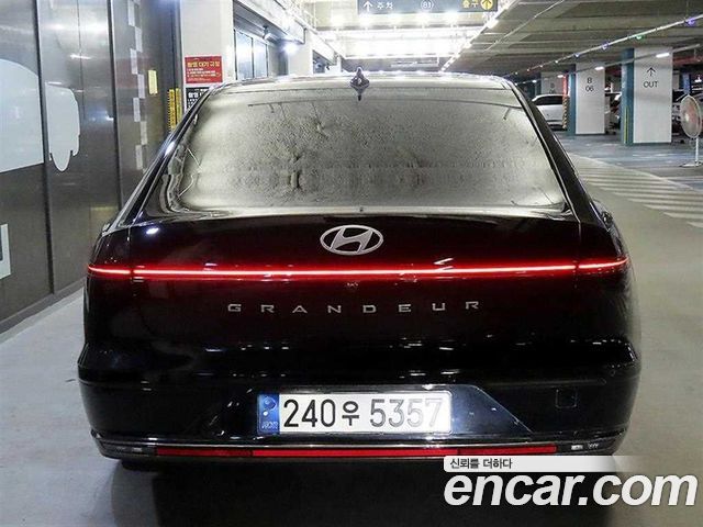 Hyundai Grandeur GN7 2,5 Gasoline 2WD Calligraphy - фото 4