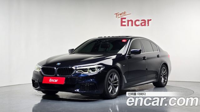 BMW 5-Series G30 520i M Sport - фото 0