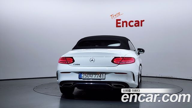 Mercedes-Benz C-Class W205 C200 Cabriolet - фото 3