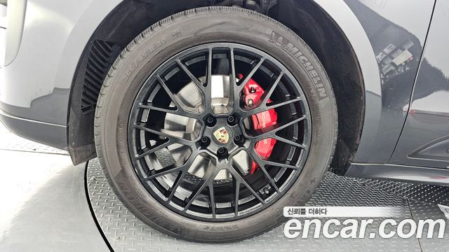 Porsche Macan 2.9 GTS 95B - фото 4