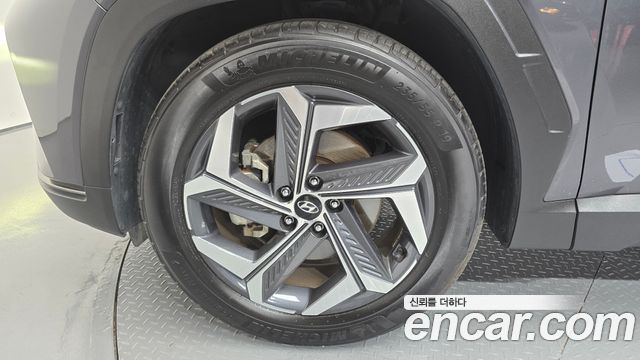 Hyundai Tucson NX4 Gasoline 1.6 Turbo 2WD Inspiration - фото 4
