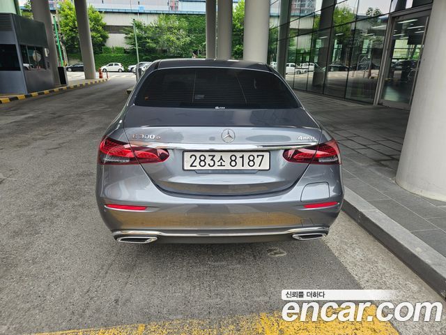 Mercedes-Benz E-Class W213 E300e 4MATIC Exclusive - фото 3