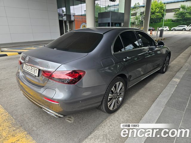 Mercedes-Benz E-Class W213 E300e 4MATIC Exclusive - фото 4