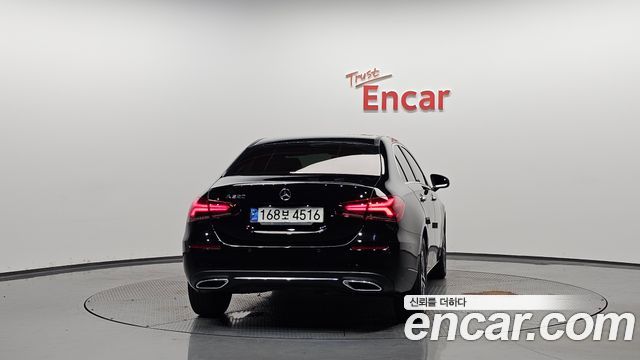 Mercedes-Benz A-Class W177 A220 Sedan - фото 2
