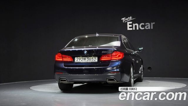 BMW 5-Series G30 520d M Sport Package Plus - фото 3