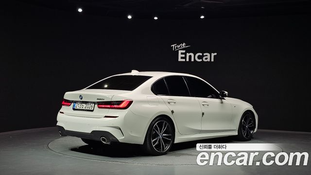BMW 3-Series G20 320i M Sport - фото 1