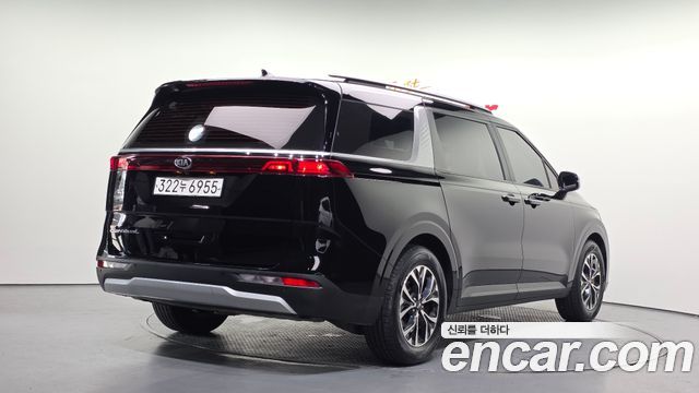 Kia Carnival 4-го поколения 9-Seater Prestige - фото 1