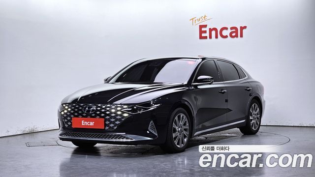 Hyundai Grandeur Новый IG, гибрид Calligraphy - фото 0