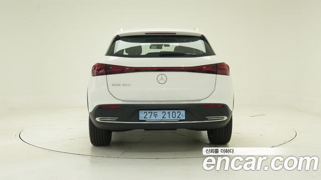 Mercedes-Benz EQA H243 EQA250 Progressive - фото 3