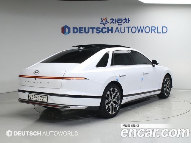 Hyundai Grandeur GN7 2,5 Gasoline 2WD Exclusive - фото 1