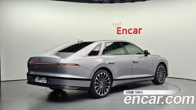 Hyundai Grandeur GN7, гибрид Calligraphy - фото 1
