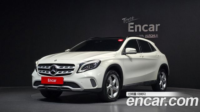 Mercedes-Benz GLA-Class X156 GLA220 - фото 0