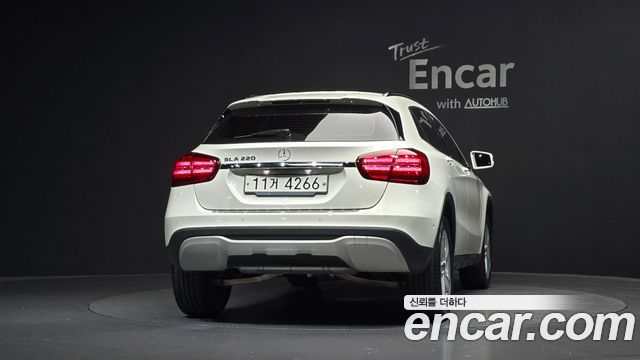 Mercedes-Benz GLA-Class X156 GLA220 - фото 3