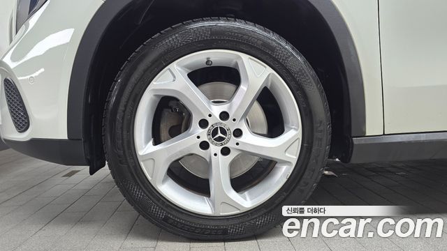 Mercedes-Benz GLA-Class X156 GLA220 - фото 4