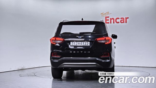 SsangYong Rexton G4 Diesel 2.2 4WD Majesty Special - фото 2