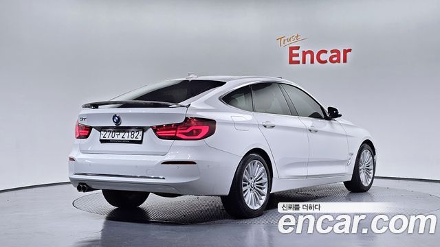 BMW Gran Turismo F34 GT 320d Luxury - фото 1