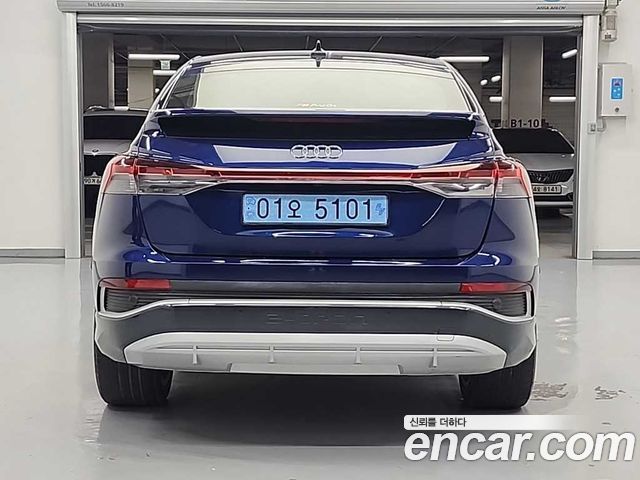 Audi Q4 e-tron F4 40 Premium Sportback - фото 2