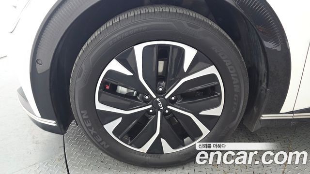 Kia EV6 Long Range Earth - фото 4