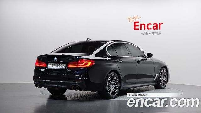 BMW 5-Series G30 530i xDrive M Sport Package Plus - фото 1