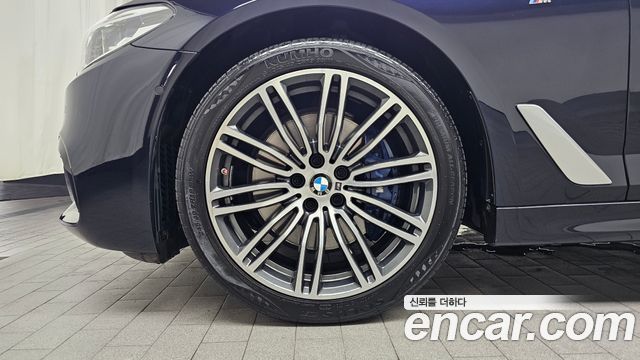 BMW 5-Series G30 530i xDrive M Sport Package Plus - фото 4