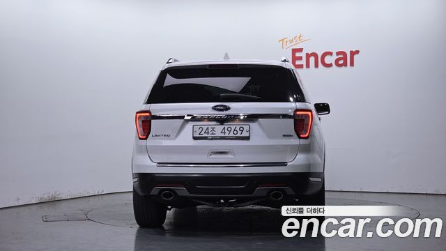 Ford Explorer 2.3 Limited 4WD 5th - фото 3