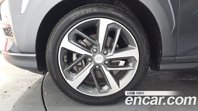 Hyundai Kona 1.6 Turbo 2WD Premium - фото 4