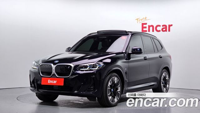 BMW iX3 M Sports - фото 0