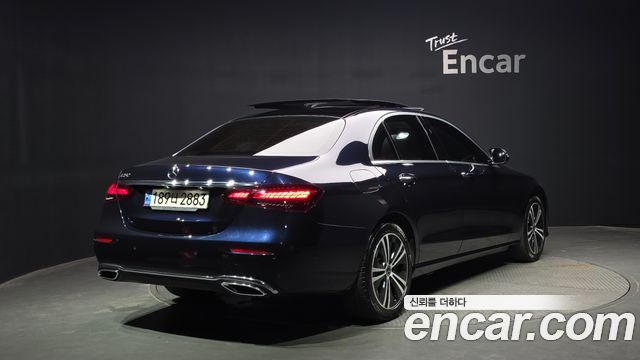Mercedes-Benz E-Class W213 E250 Avantgarde - фото 0
