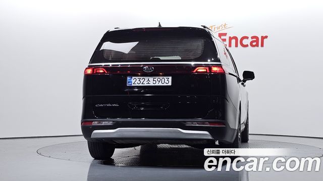 Kia Carnival 4-го поколения 9-Seater Prestige - фото 3