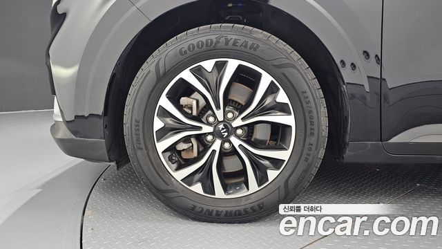 Kia Carnival 4-го поколения 9-Seater Prestige - фото 4