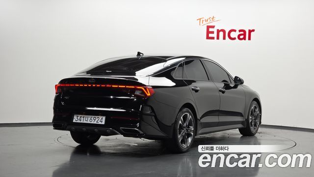 Kia K5 3-го поколения 2.0 Signature - фото 1